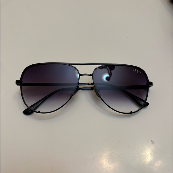 quay x desi perkins sunglasses - Picture 1 of 8